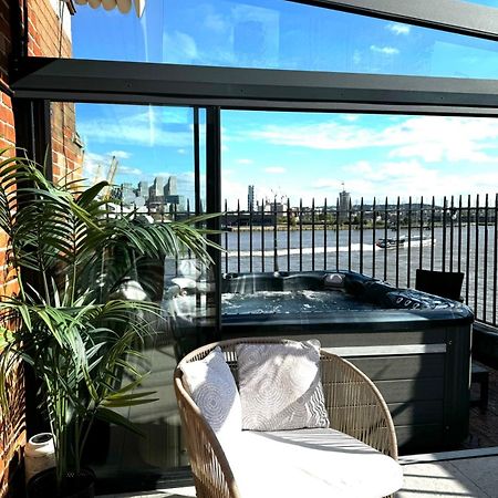 3 X Bedroom Riverside Flat With Hot Tub On Roof Terrace Londra Dış mekan fotoğraf